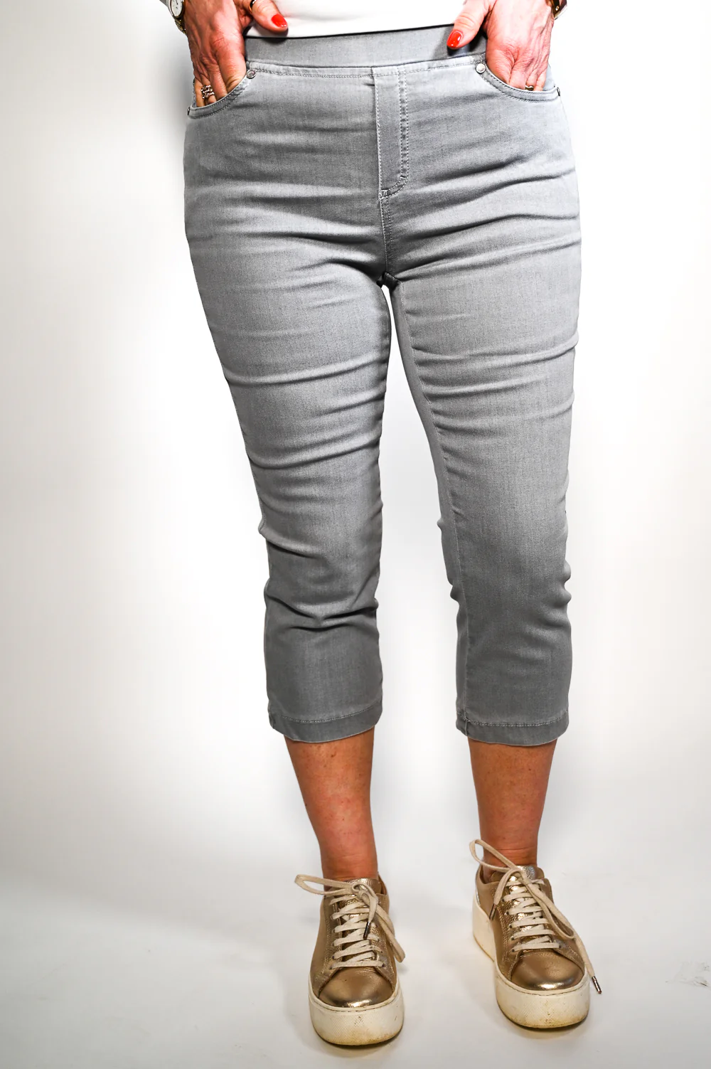 Anna Montana Jump In Capri Jeans (1016) - Silver - Image 4