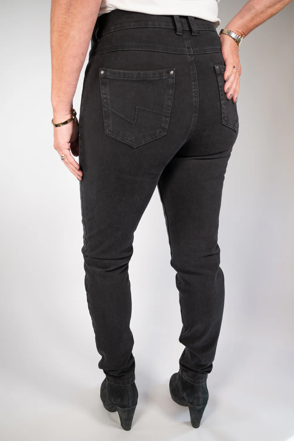 Anna Montana Skinny Jeans (5052) - Black - Image 3