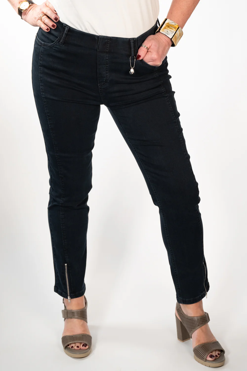 Anna Montana Zip Detail Angelika Ankle Grazer Jeans (1339) - Dark Navy - Image 3