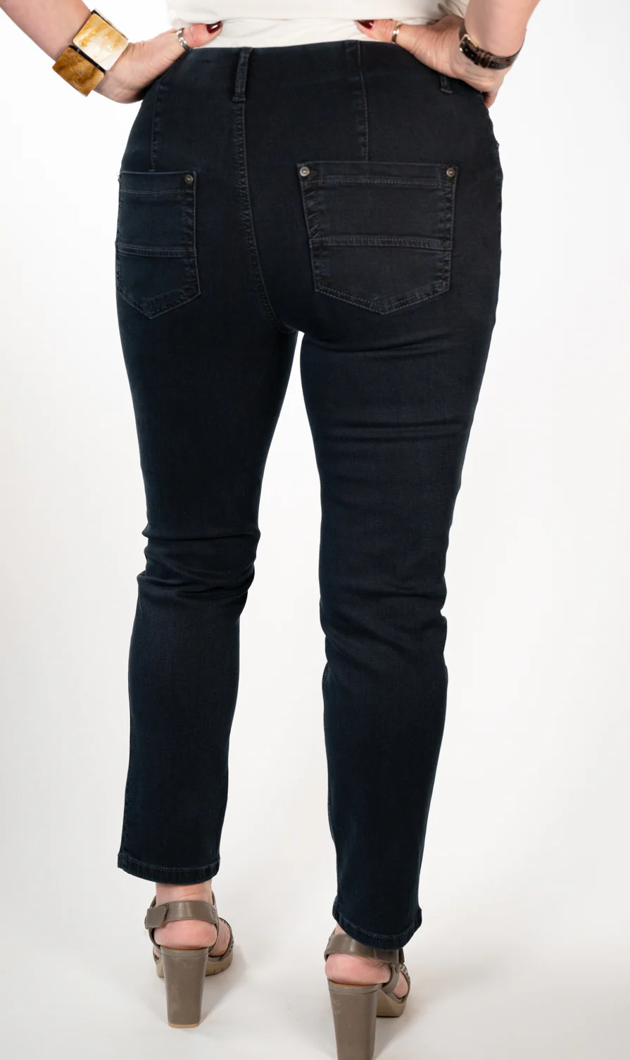Anna Montana Zip Detail Angelika Ankle Grazer Jeans (1339) - Dark Navy - Image 4
