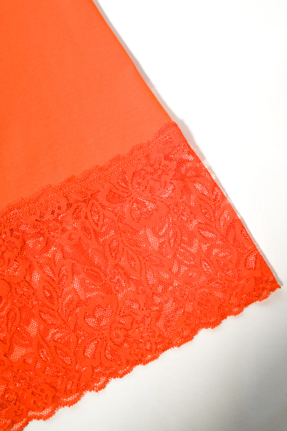 Large Lace Hem Vest Top - Image 10